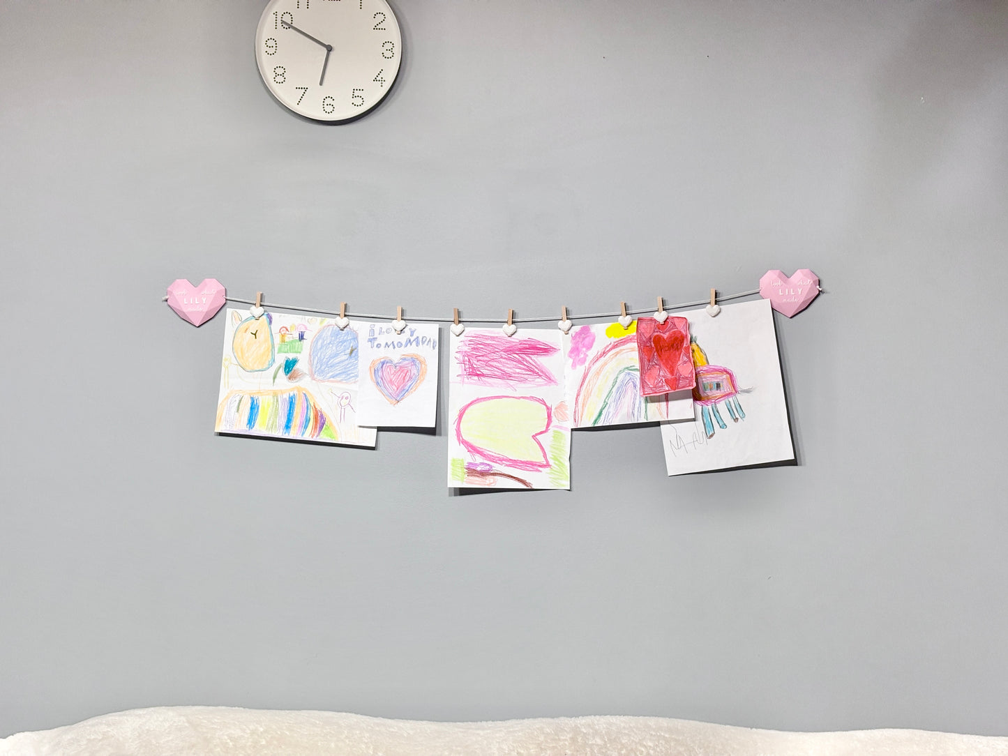 Personalized double heart artwork display with clips
