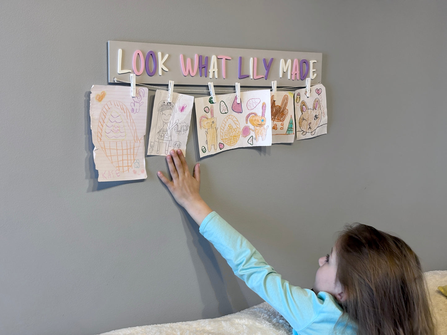Personalized "Look what I made" sign with clips, Custom name artwork display